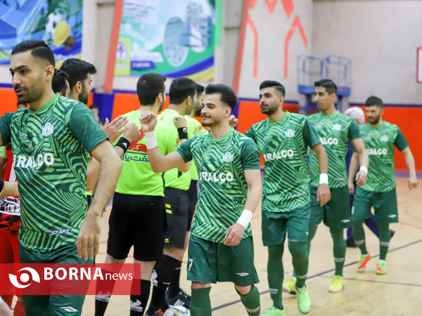 دیدار تیم های فوتسال آلومینیوم - آروین قالا ماکو