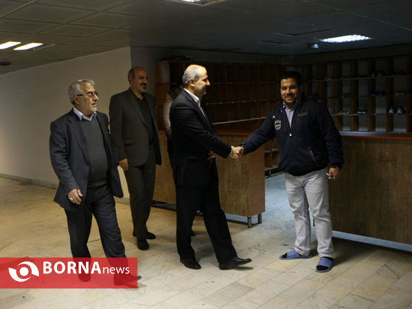 بازدید معاون وزیر ورزش از اردوی تیم ملی شنا و شیرجه