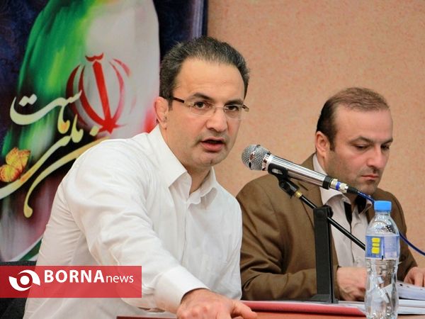 برگزاری جلسه ارزیابی عملکرد اداره کل ورزش و جوانان با حضور خادم