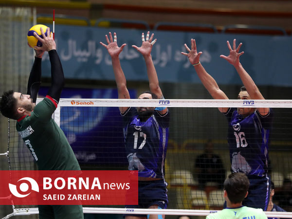 دیدار تیم های والیبال پیکان تهران - پاس تهران