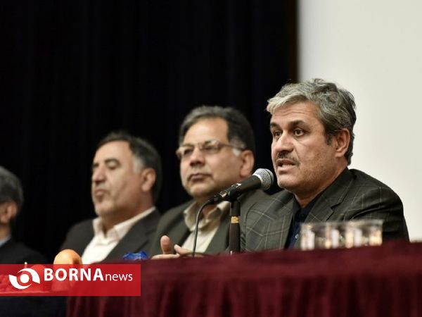 گزارش تصویری جلسه فعالین اقتصادی آذربایجان غربی با اعضا کمیسیون برنامه و بودجه مجلس شورای اسلامی در محل اتاق ارومیه