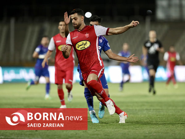 دیدار تیم های فوتبال هوادار - پرسپولیس