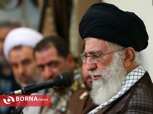 دیدار مسئولان قرارگاه پدافند هوایی خاتم‌الانبیاء با رهبر انقلاب