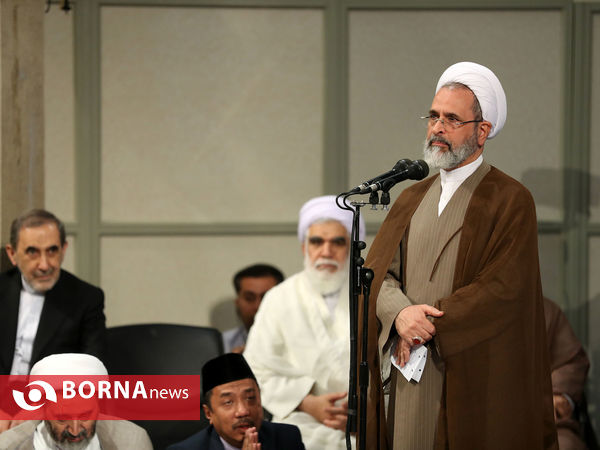 دیدار اعضای کنگره نقش شیعه درگسترش‌علوم‌اسلامی با رهبرانقلاب