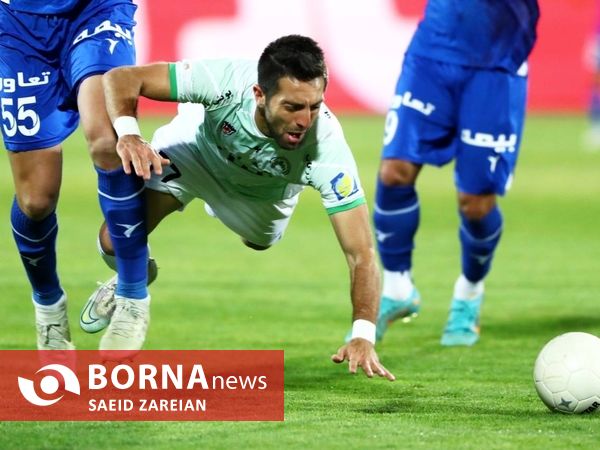 دیدار تیم های استقلال تهران - ذوب آهن اصفهان