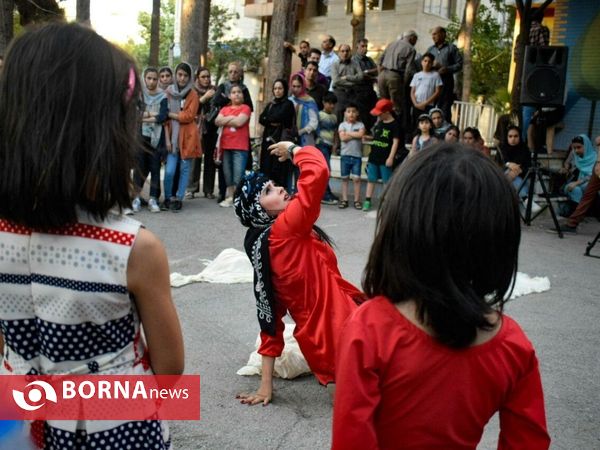 تئاتر خیابانی هفت بوو کله در کرمانشاه