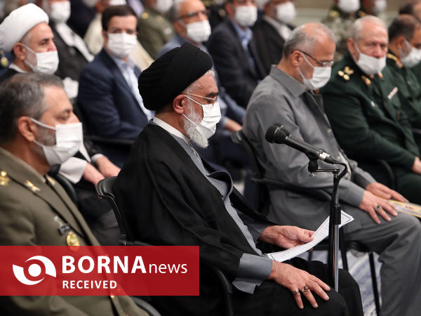 دیدار دست‌اندرکاران برگزاری کنگره شهدای استان قم با مقام معظم رهبری