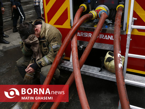 آتش سوزی در انبار چسب بازار تهران