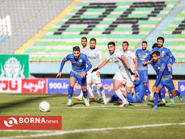 دیدار تیم های فوتبال آلومینیوم اراک- گل گهر سیرجان