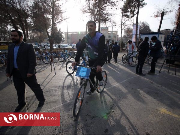 پای مدیران اصفهان در رکاب