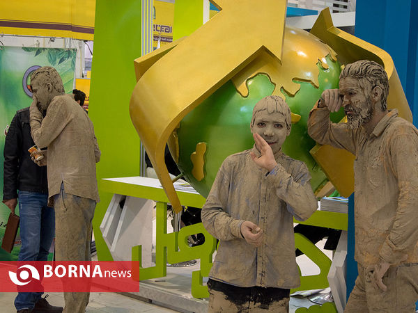 در حاشیه نمایشگاه مطبوعات