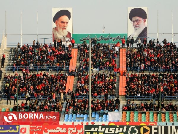 دیدار تیم های فوتبال سایپا- پرسپولیس