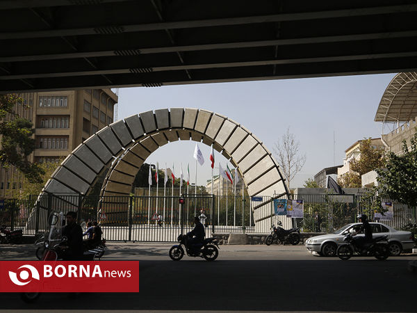 گشتی در خیابان حافظ به مناسبت روز بزرگداشت حافظ