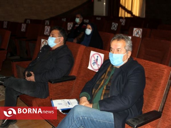 مراسم رونمایی کتاب "تردید نداشته باشید که شما خواننده این کتاب خواهید بود "