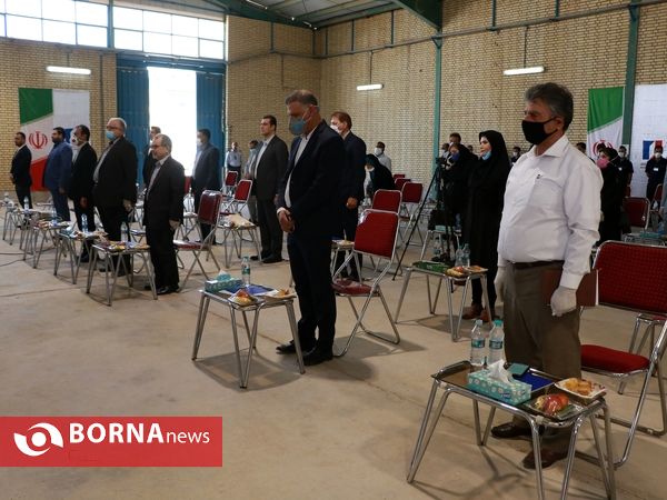 "جهش تولید در سرزمین فتح"- بهره برداری از واحد تولید کننده لامپ های کم مصرف در شهرک صنعتی خرمشهر