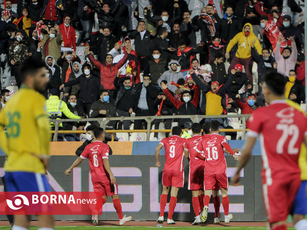 دیدار تیم های فوتبال پرسپولیس -صنعت نفت