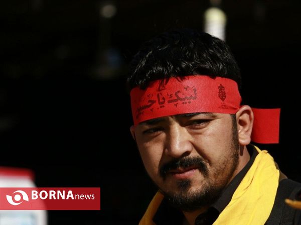 نمای نزدیک اربعینیون شلمچه