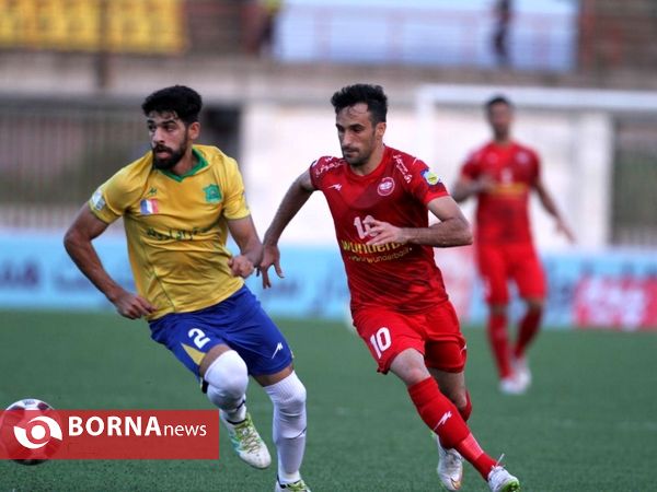 دیدار تیم های فوتبال سپیدورد رشت0 - صنعت نفت آبادان
