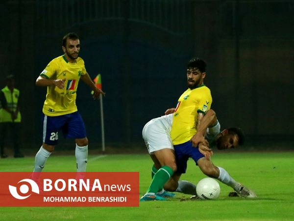 دیدار تیم های فوتبال صنعت نفت - آلومینیوم