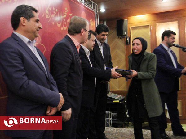 آیین تجلیل از خبرنگاران و عکاسان حوزه تامین اجتماعی در شیراز