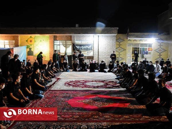 عزاداری شب عاشورای حسینی (ع) مهاجرین افغانی مقیم اراک