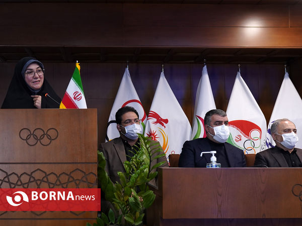 تجلیل از مهین فرهادی زاد