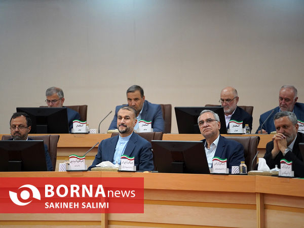 نشست مشترک هیئت دولت با استانداران سراسر کشور