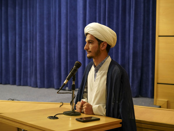 رونمایی از مستند سینمایی «لباس کار» در شیراز