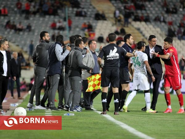 دیدار تیم های فوتبال پرسپولیس - آلومینیوم