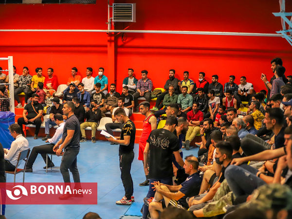 مسابقات بوکس قهرمانی بزرگسالان استان مرکزی