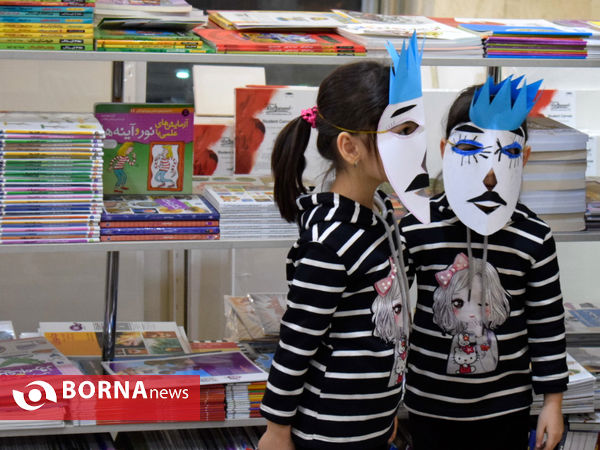 کارگاه شاهنامه‌خوانی گروه نونهالان همایون خبرگزاری برنا در شهر کتاب کرمانشاه