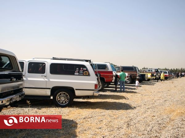 تور اتومبیل های کلاسیک تهران - دیزین