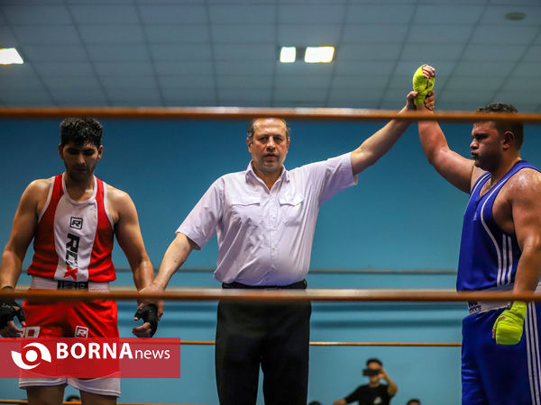 مسابقات بوکس قهرمانی بزرگسالان استان مرکزی