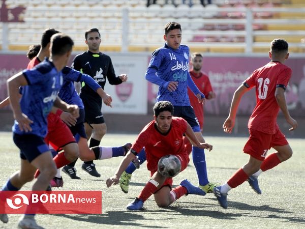 دیدار تیم‌های فوتبال نوجوانان پرسپولیس 2-  نوجوانان استقلال 0