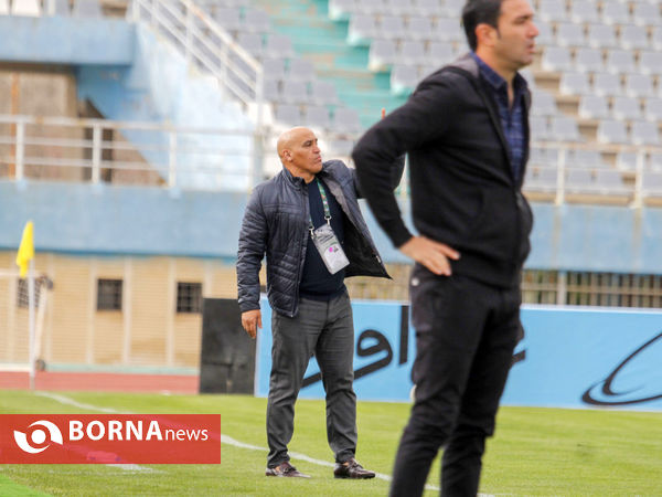 دیدار تیم‌های فوتبال آلومینیوم اراک - فولاد خوزستان