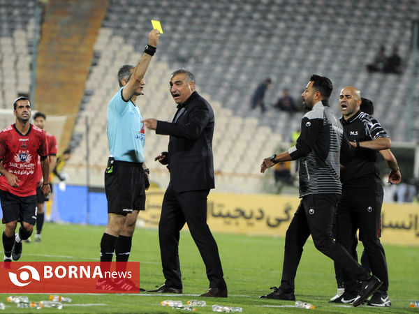 دیدار تیم های فوتبال نساجی - مس کرمان