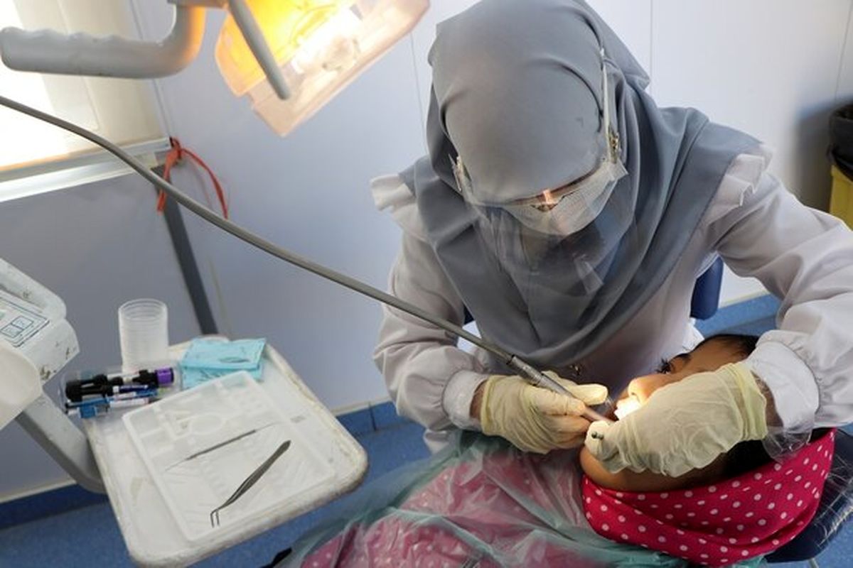 ارائه خدمات رایگان دندانپزشکی در مناطق کم برخوردار گلستان 