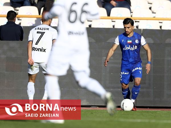 دیدار تیم های استقلال تهران - ملوان بندر انزلی