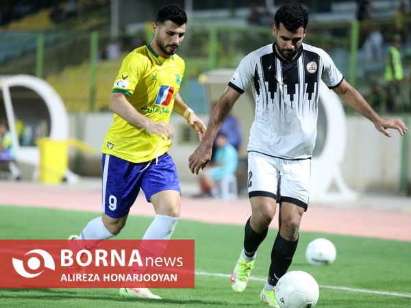 دیدار تیم های فوتبال صنعت نفت - نفت مسجدسلیمان