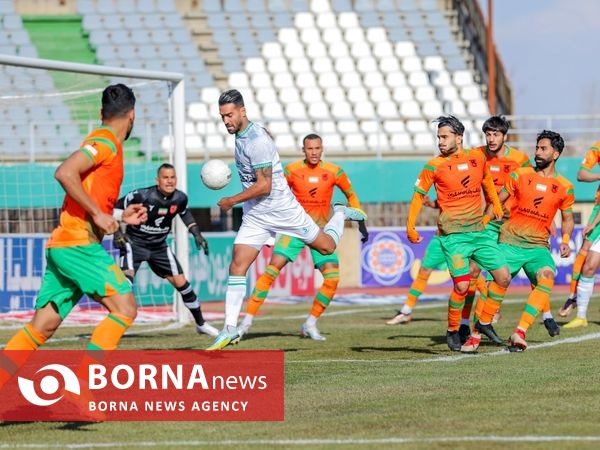 دیدار تیم های فوتبال آلومینیوم - مس