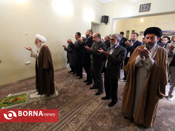 دیدار جامعه ورزش و جوانان با نماینده ولی فقیه درفارس