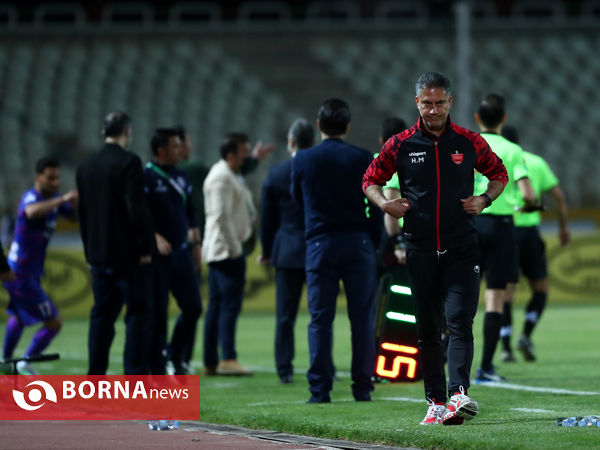 دیدار تیم های فوتبال پرسپولیس - هوادار