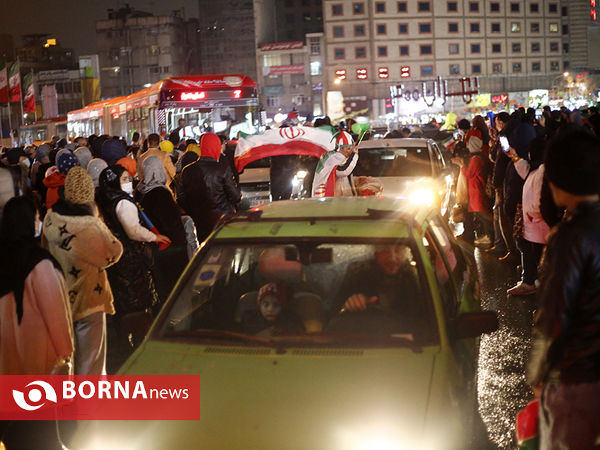 شادی مردم پس از راهیابی تیم فوتبال ایران به جام جهانی