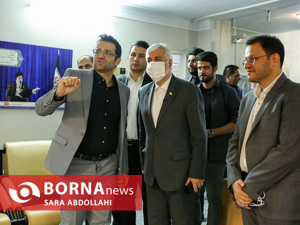 حضور حمید سجادی وزیر ورزش در خبرگزاری برنا