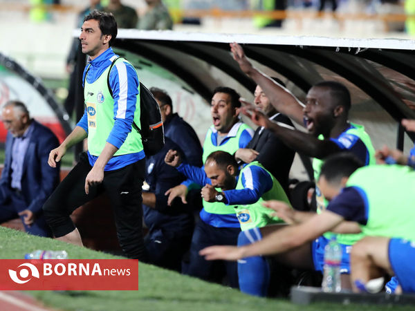 دیدار تیم های استقلال تهران - استقلال خوزستان