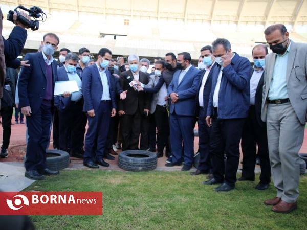 بازدید وزیر ورزش و جوانان از ورزشگاه پارس شیراز