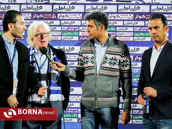 دیدار تیم های استقلال- نساجی مازندران