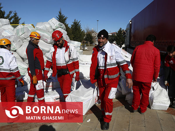 کمک‌رسانی هلال‌احمر در مناطق زلزله‌زده ترکیه