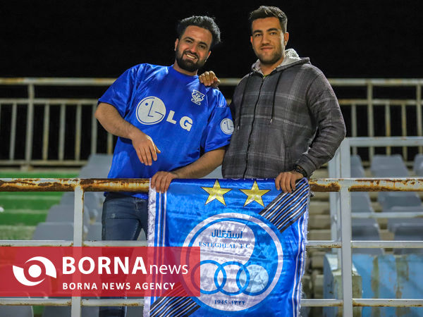 در حاشیه دیدار تیم های فوتبال آلومینیوم - استقلال