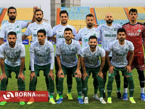 دیدار تیم های فوتبال صنعت نفت - آلومینیوم